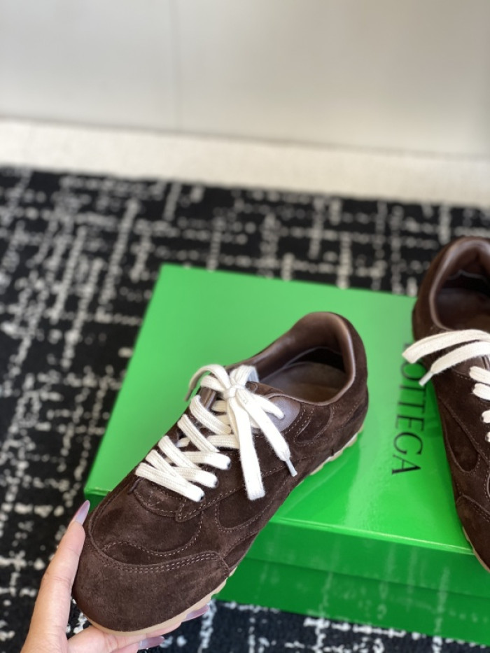 b0tt*ga Ven*ta  sneaker