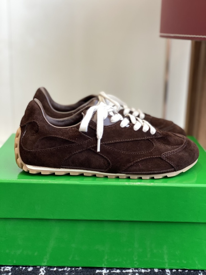 b0tt*ga Ven*ta  sneaker