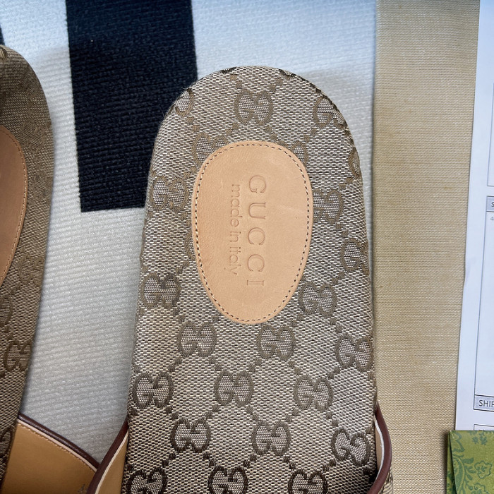 Gv*c slippers
