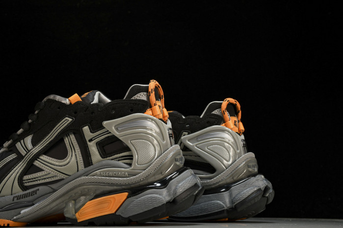 BLCG RUNNER 110308