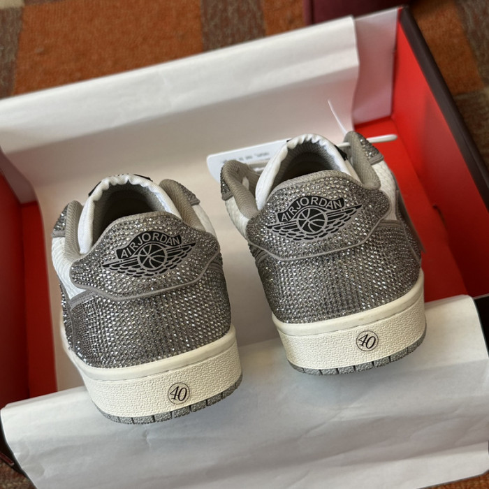 AIR JORDAN 1 RETRO AJ-33