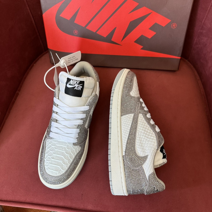 AIR JORDAN 1 RETRO AJ-33