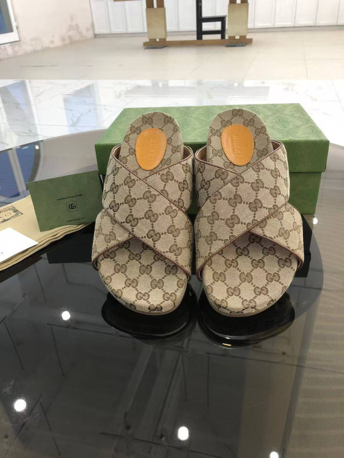 Gv*c slippers