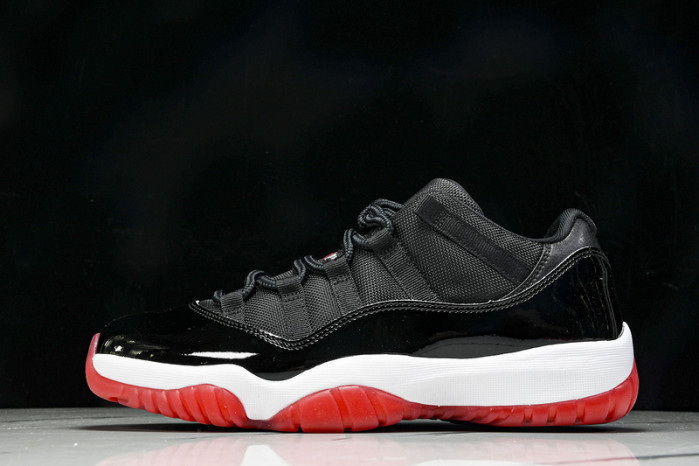 Air Jordan 11 Low Bred FV5104-006