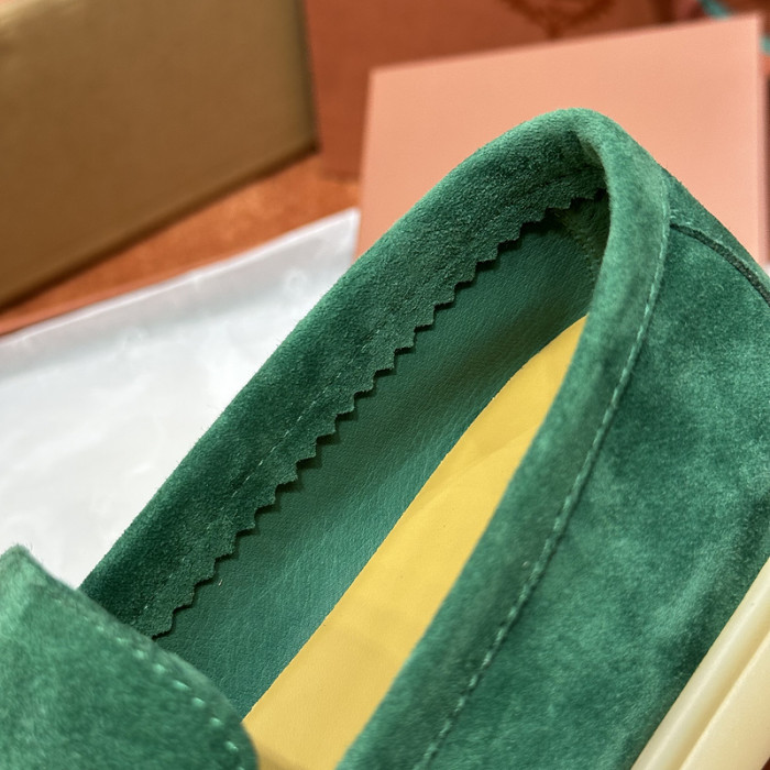 L0R0 P1ANA SNEAKER