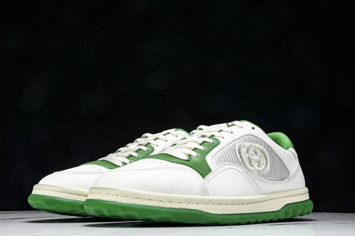 Gv*c sneaker