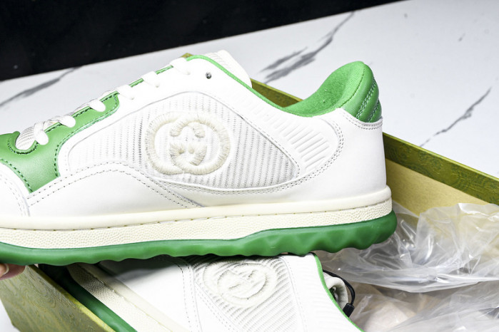 Gv*c sneaker