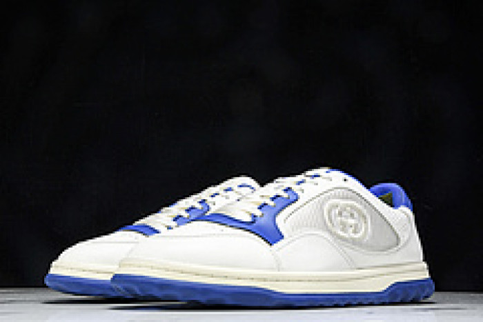 Gv*c sneaker