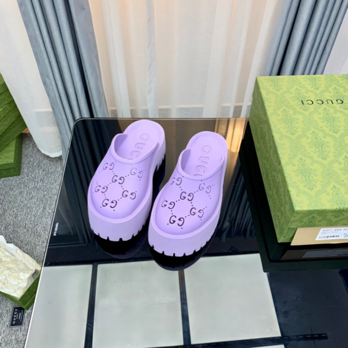 Gv*c slippers