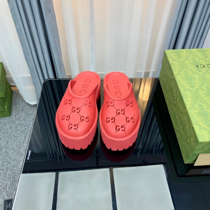 Gv*c slippers