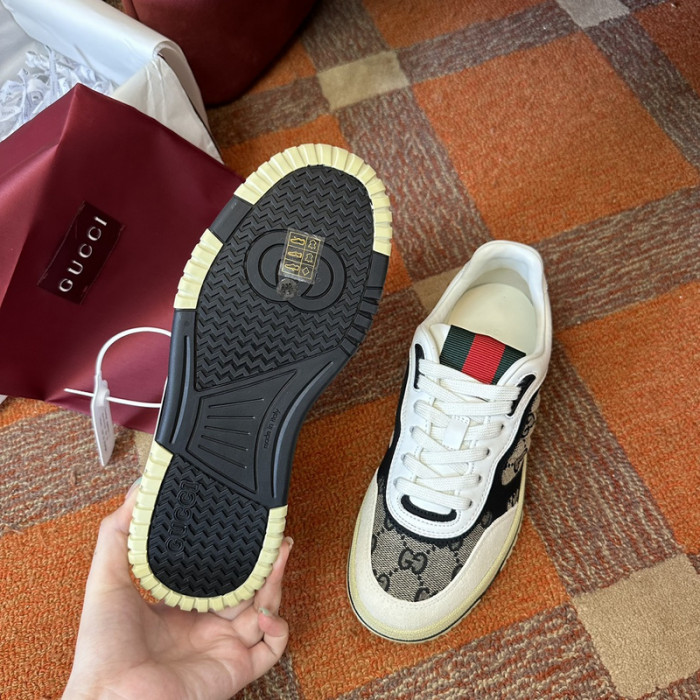 Gv*c sneaker