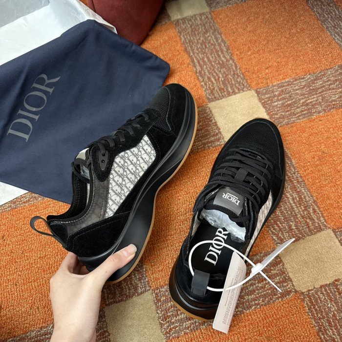 D10R B25 SNEAKER B25-04