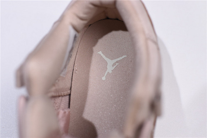 AIR Jordan 11 Retro 