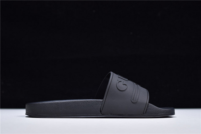 Gv*c slippers