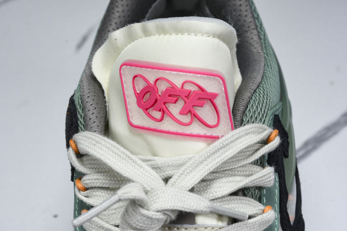 OF C/O ODSY-1000 SNEAKER  FOR-0401