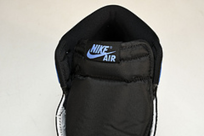 Air Jordan 1 High OG“University Blue” DZ5485-400