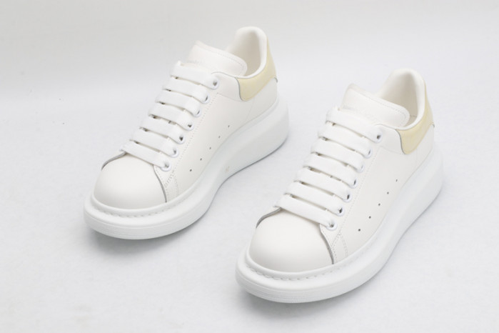 MQ Sneakers