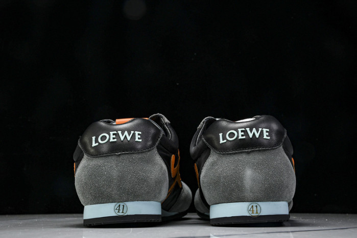 L*0ewe Ballet Runner LW-FOR07
