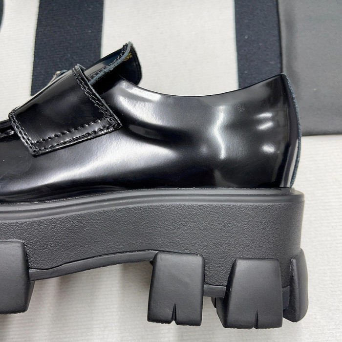 PRA shoes
