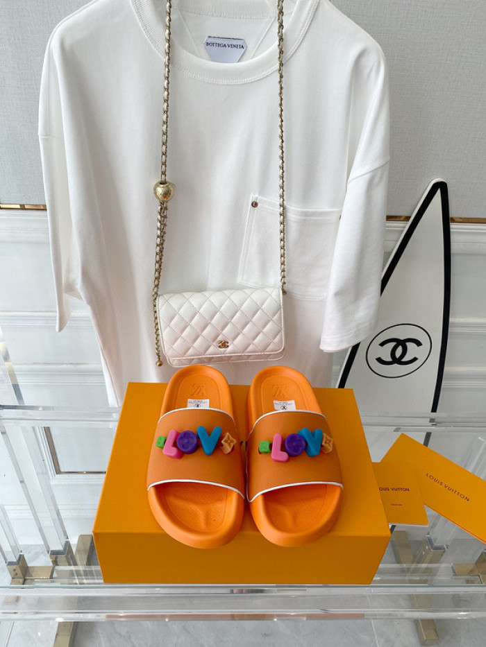 LV SLIPPERS