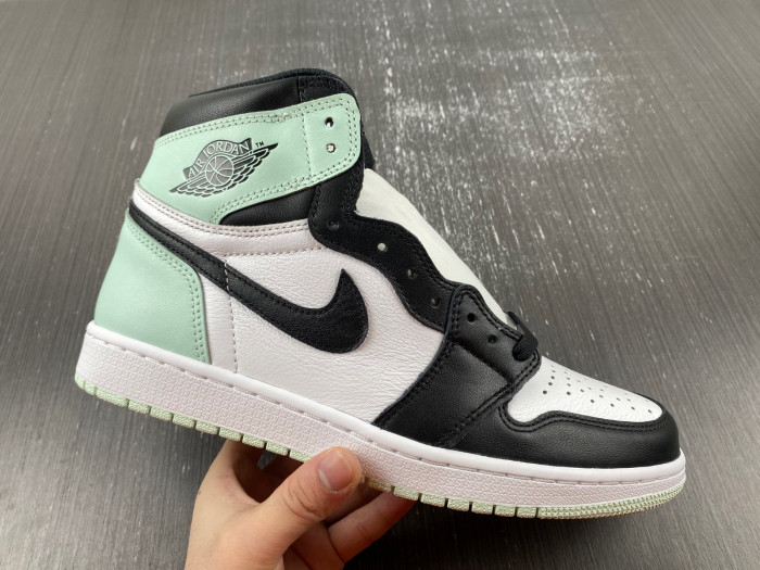 Air Jordan 1 RETRO HIGH OG NRG 861428 100