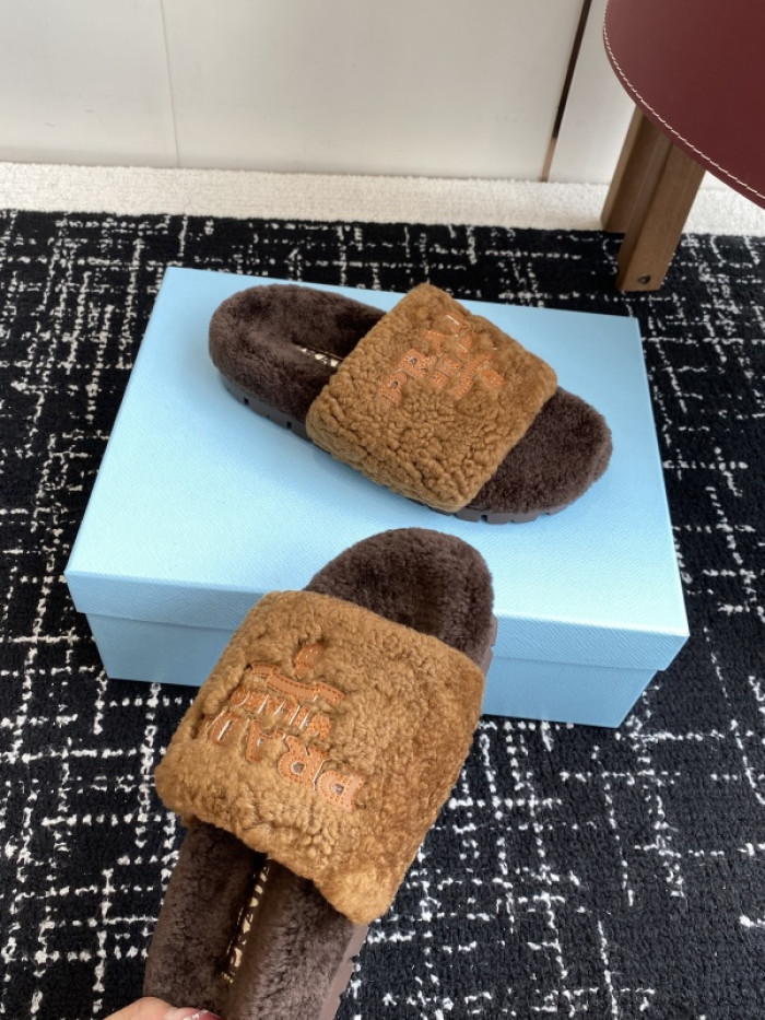 PRA*DA  SLIPPERS
