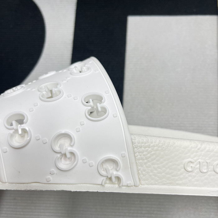 Gv*c slippers
