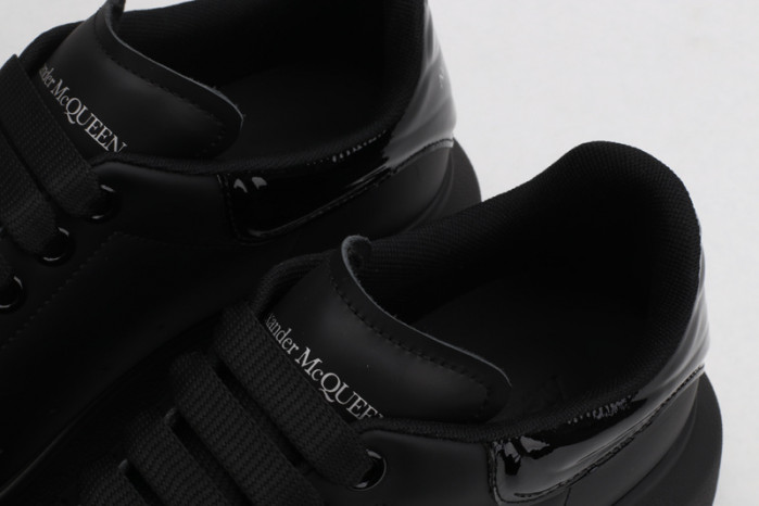 MQ Sneakers