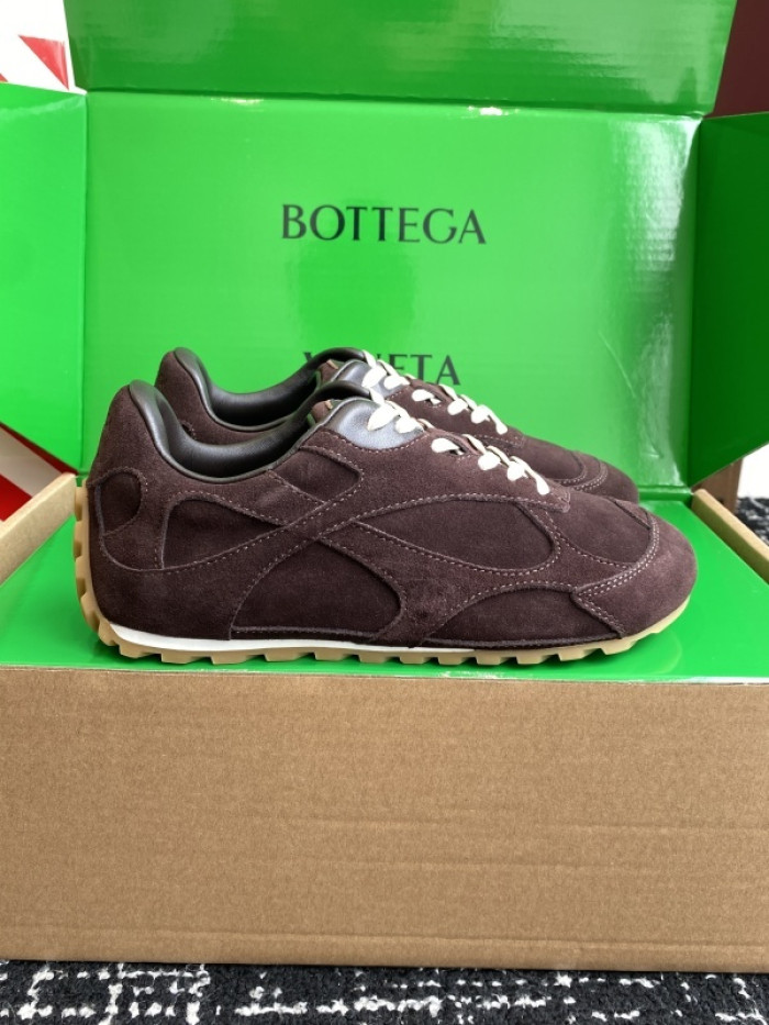b0tt*ga Ven*ta sneaker