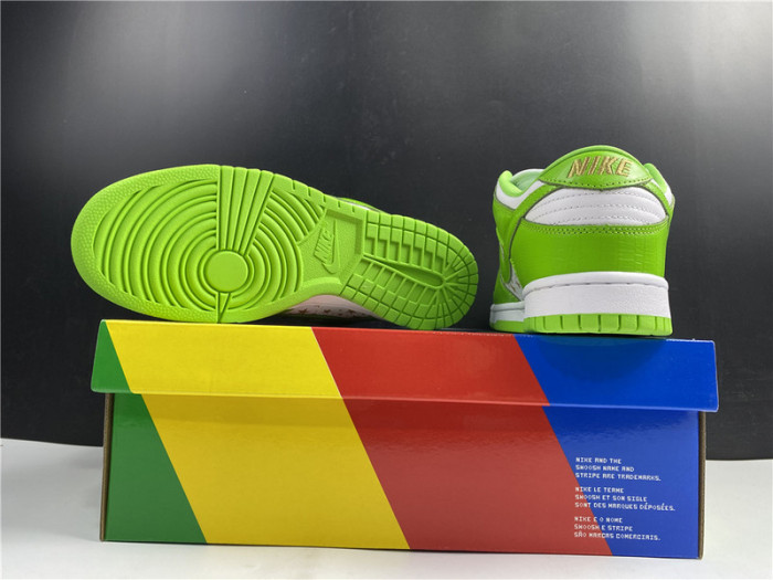 nike sb dunk low Svp*me stars mean green (2021) dh3228-101