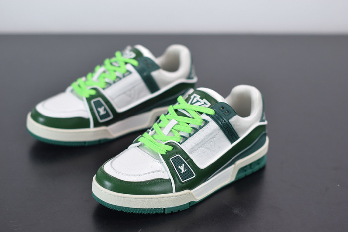 LV SNEAKER LOW YEE-001