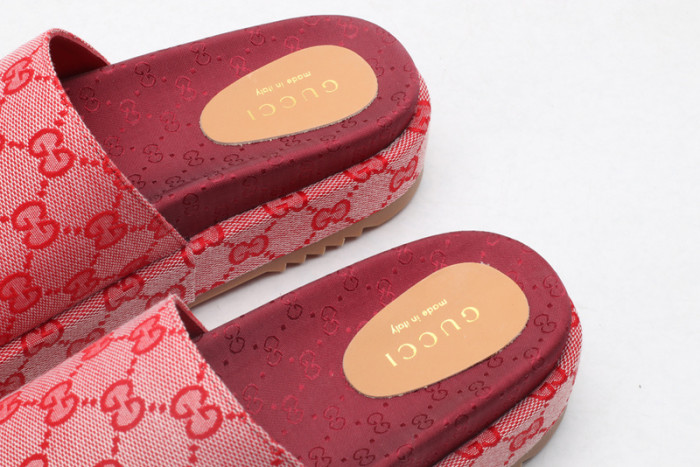 Gv*c slippers